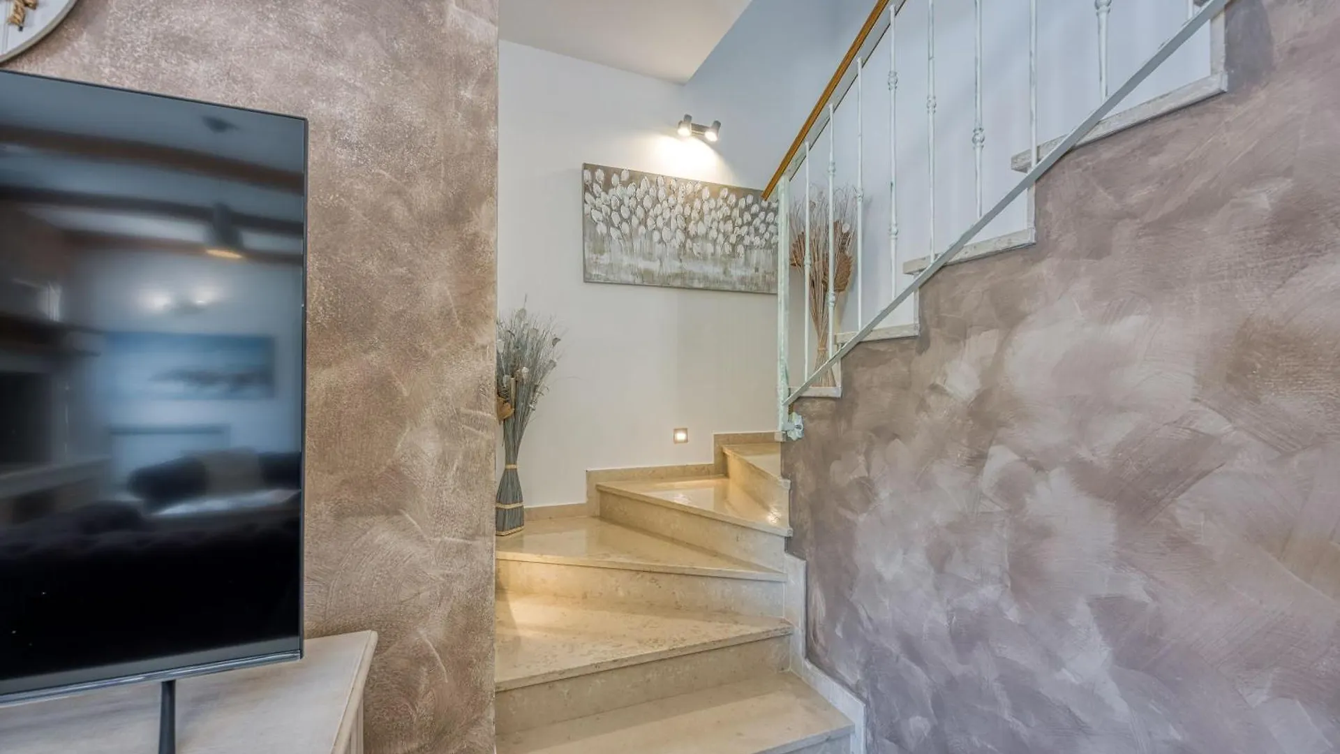 Appartement Villa Mali Vareski With Pool - Happy Rentals